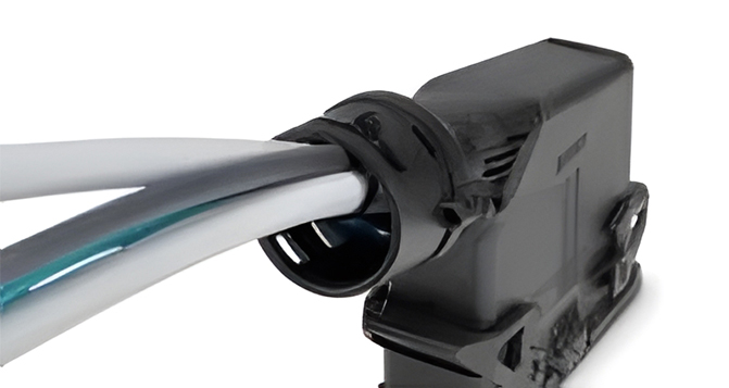 恶劣环境下的连接器防护技术演进